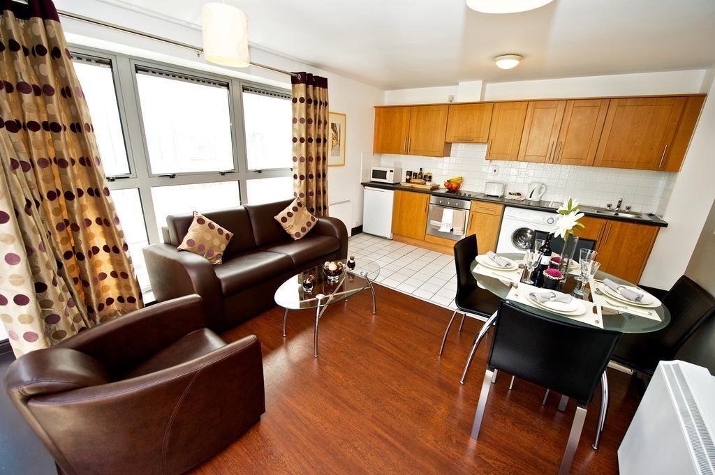 Staycity Aparthotels Millennium Walk ダブリン エクステリア 写真